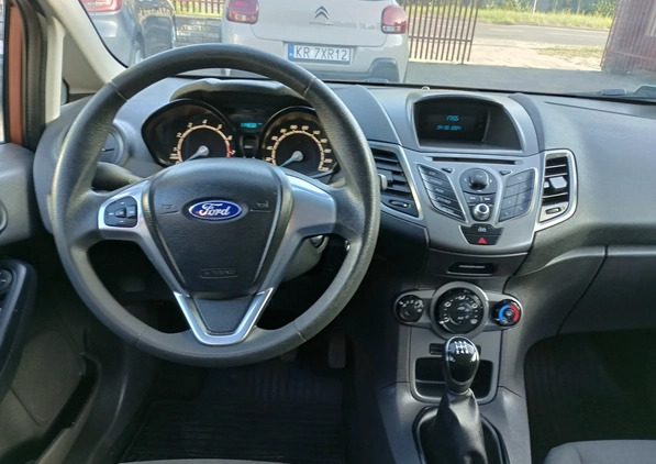 Ford Fiesta cena 25700 przebieg: 114000, rok produkcji 2014 z Oborniki małe 106